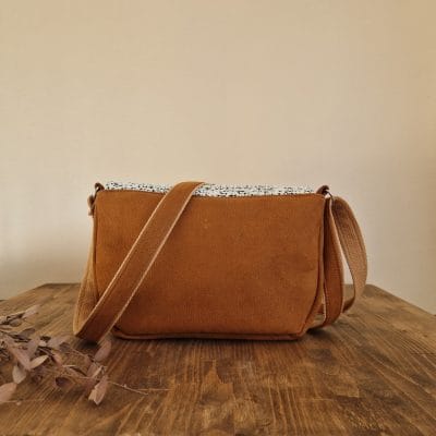 Sac Besace Fait Main en Simili Daim et Jacquard