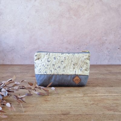 Trousse à maquillage gris