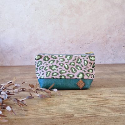 Trousse à maquillage vert